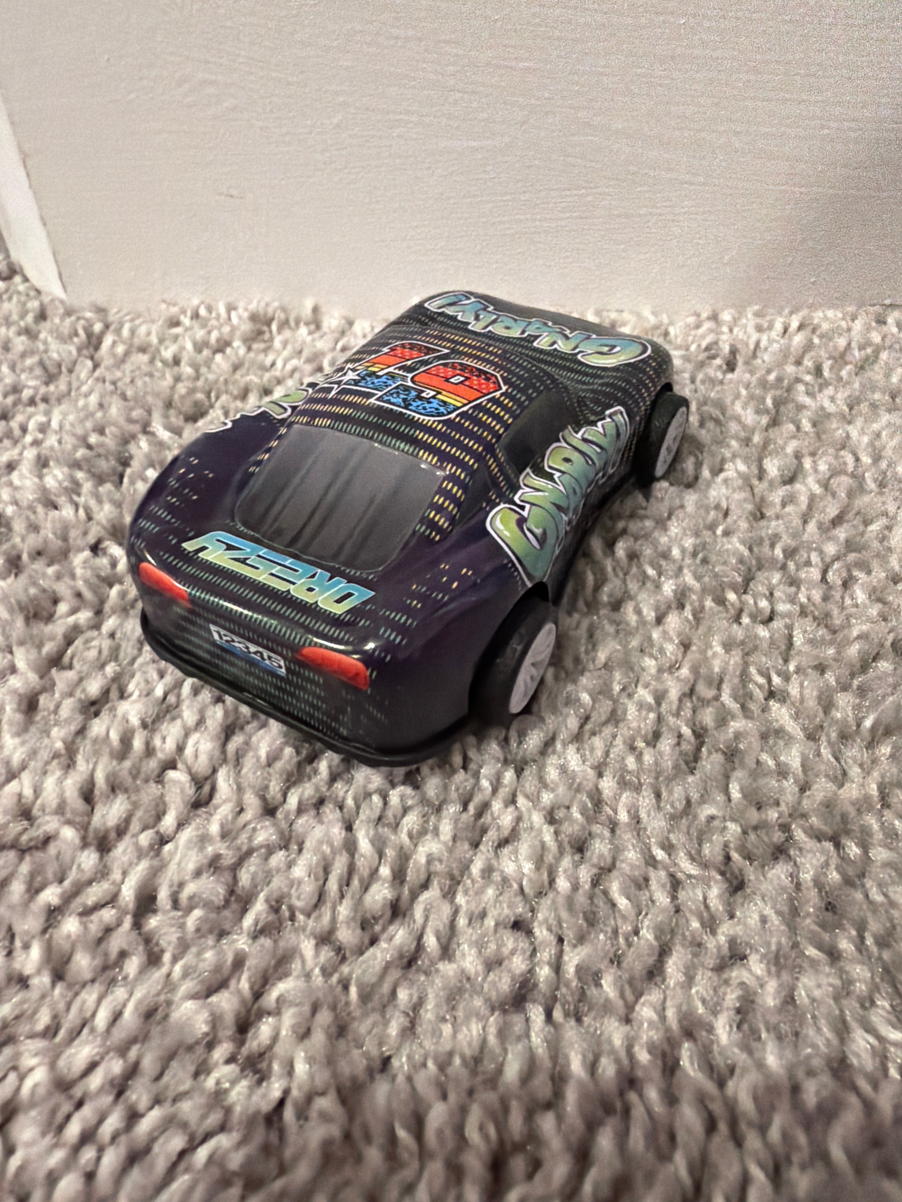 Toy car